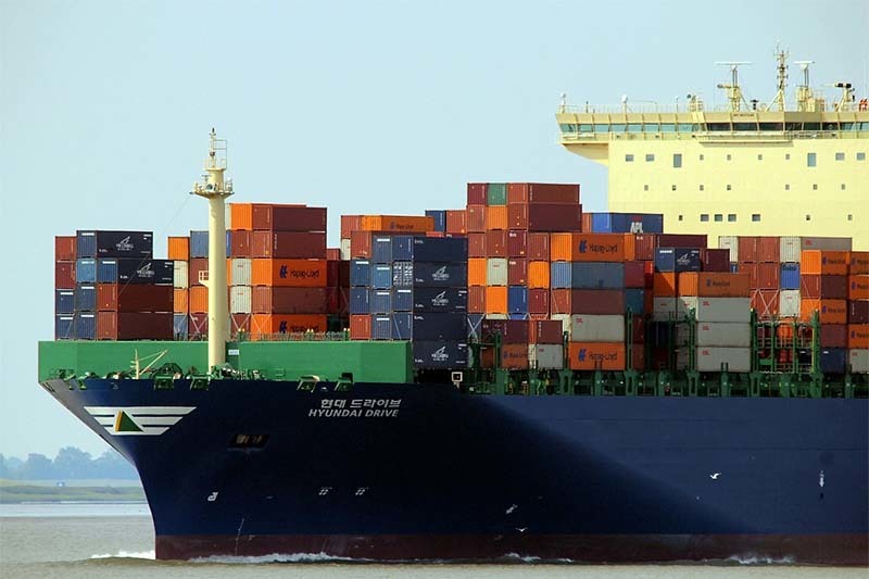 barco-portacontenedores