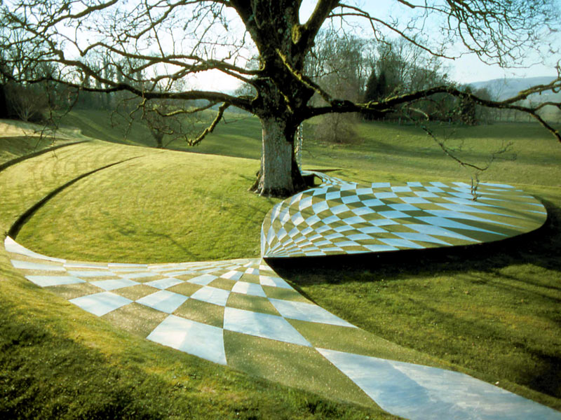 Black-Hole-Terrace
